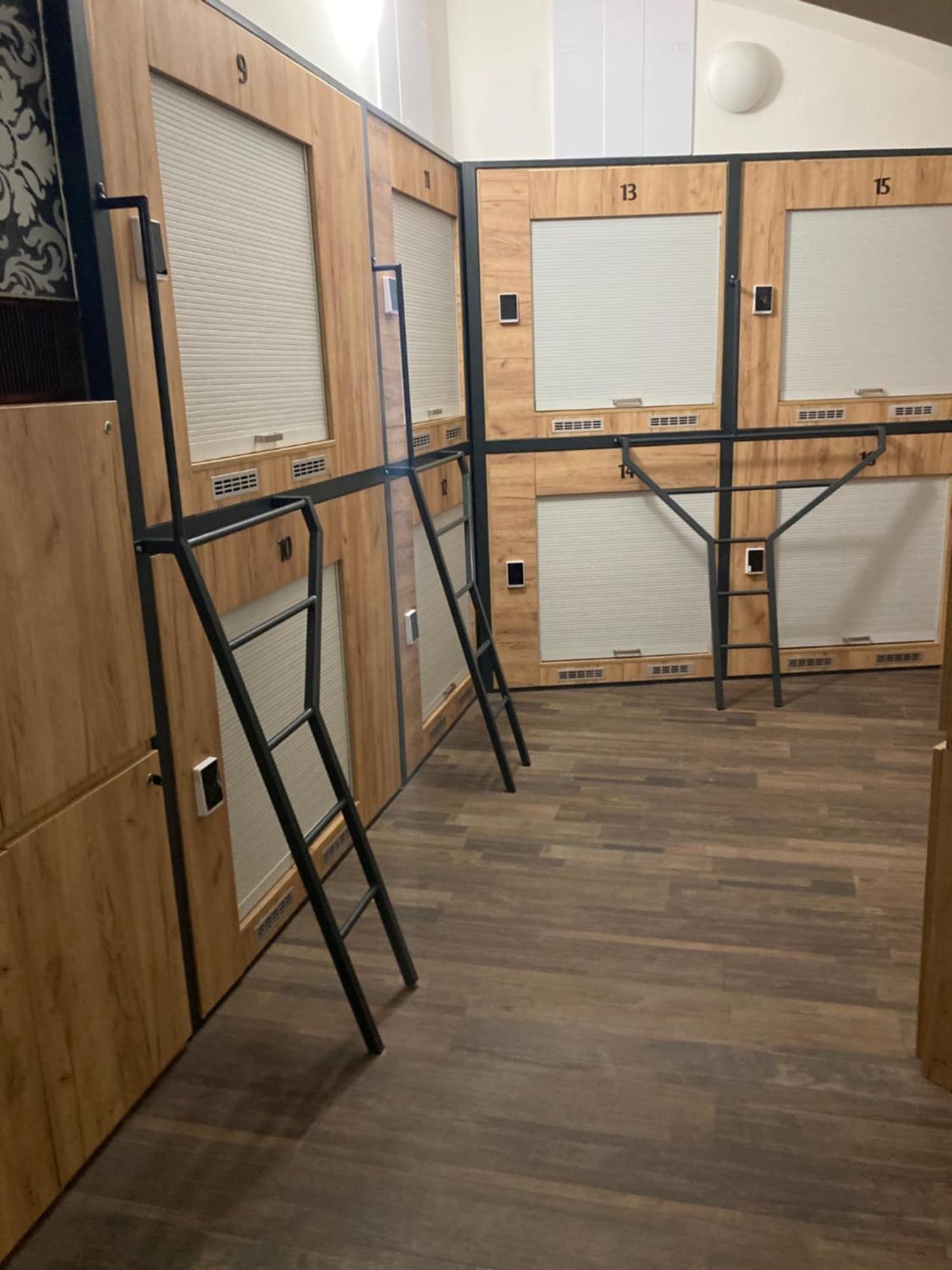 Capsule Hostel Top Wenceslas Square — Photos 2