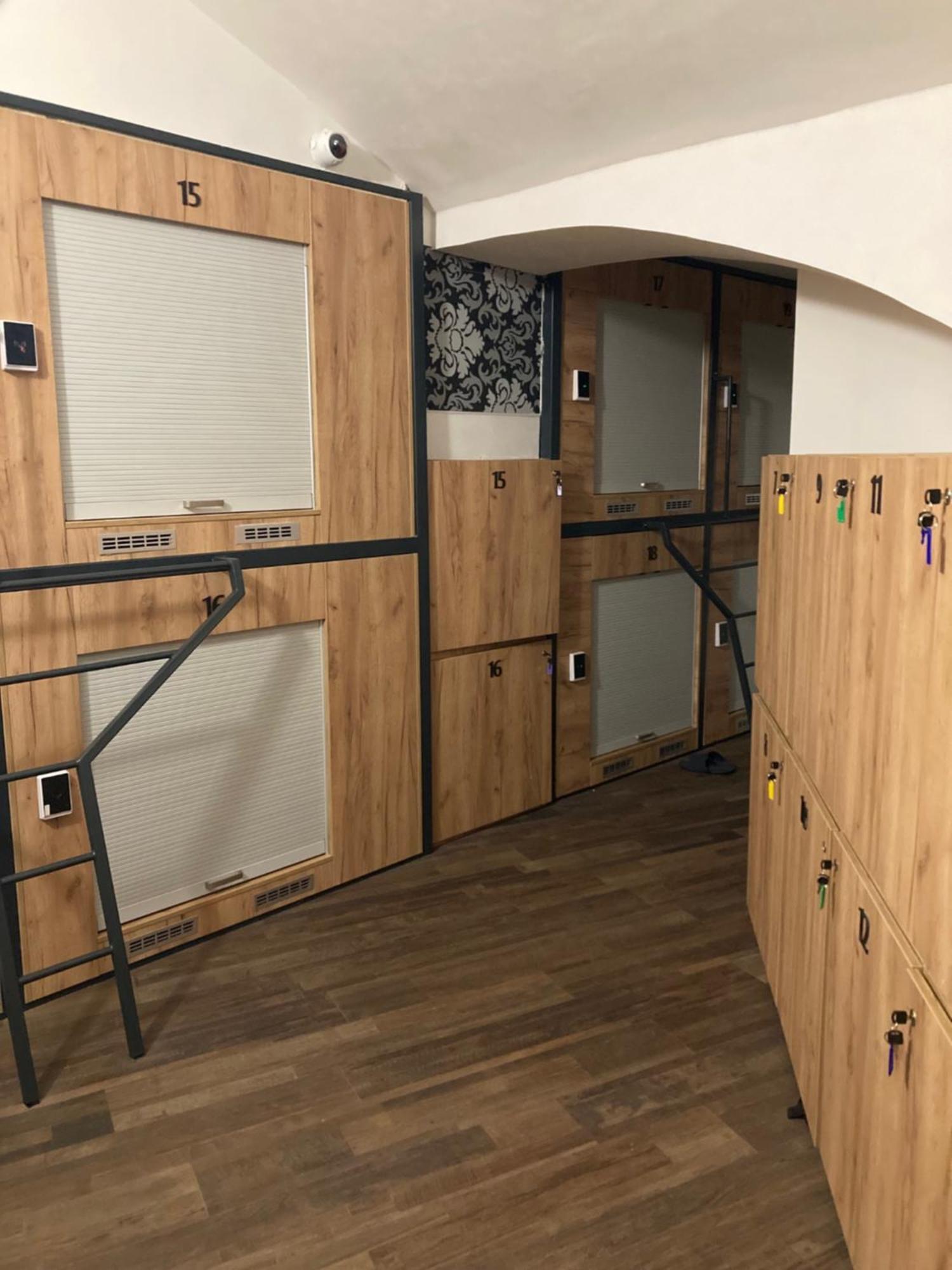 Capsule Hostel Top Wenceslas Square — Photos 3